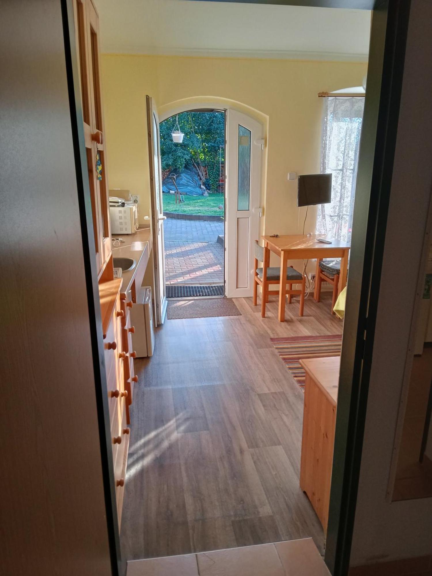 Hotel U Zeleného Stromu Hřensko Esterno foto